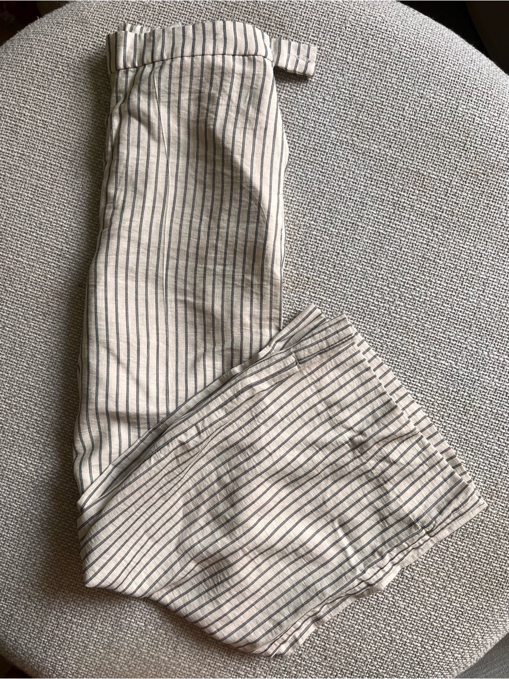 H&M Women’s Wide Leg Linen Like Cream Pants with Pinstripes - sz 2